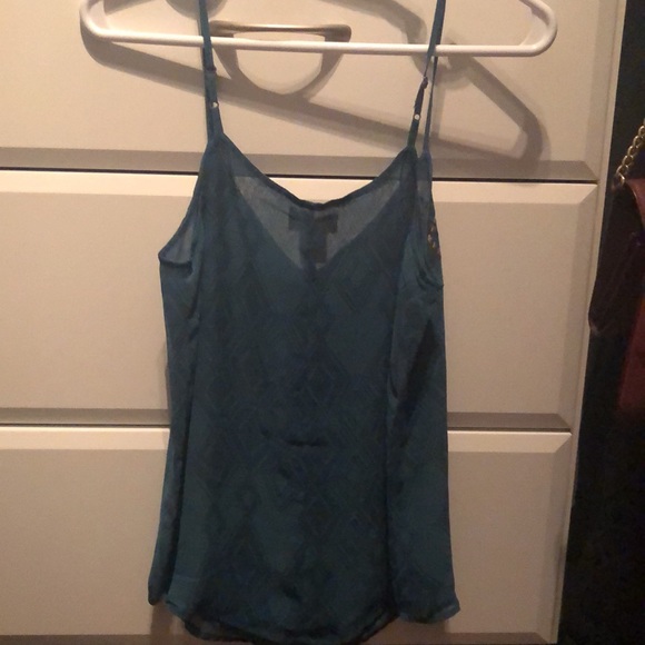 Sheer Tank Top - Picture 3 of 4